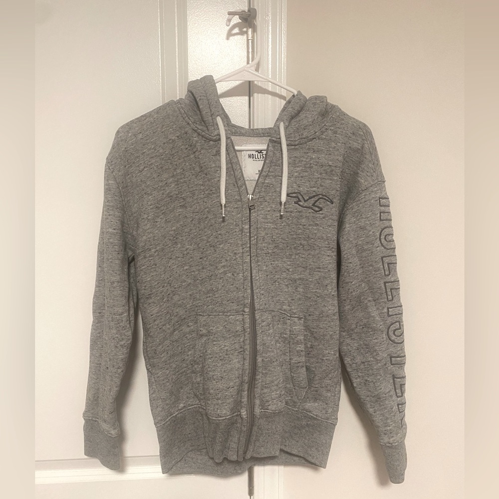 Young men’s xxs Hollister zip up hoodie